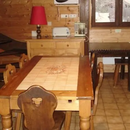 Chalet Le Petit Paddock *